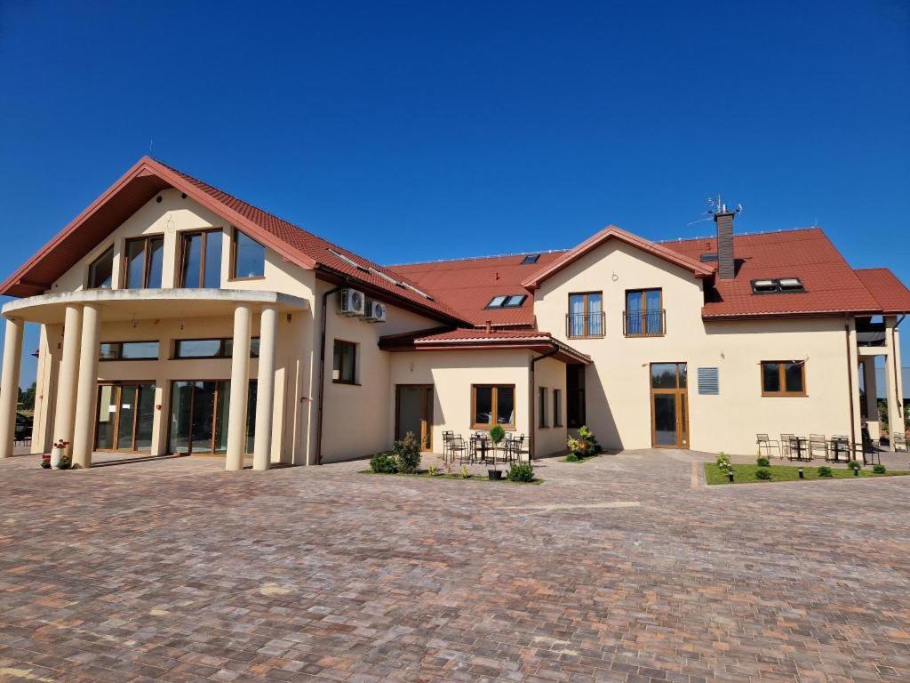Villa Nova Szuminka Exterior foto